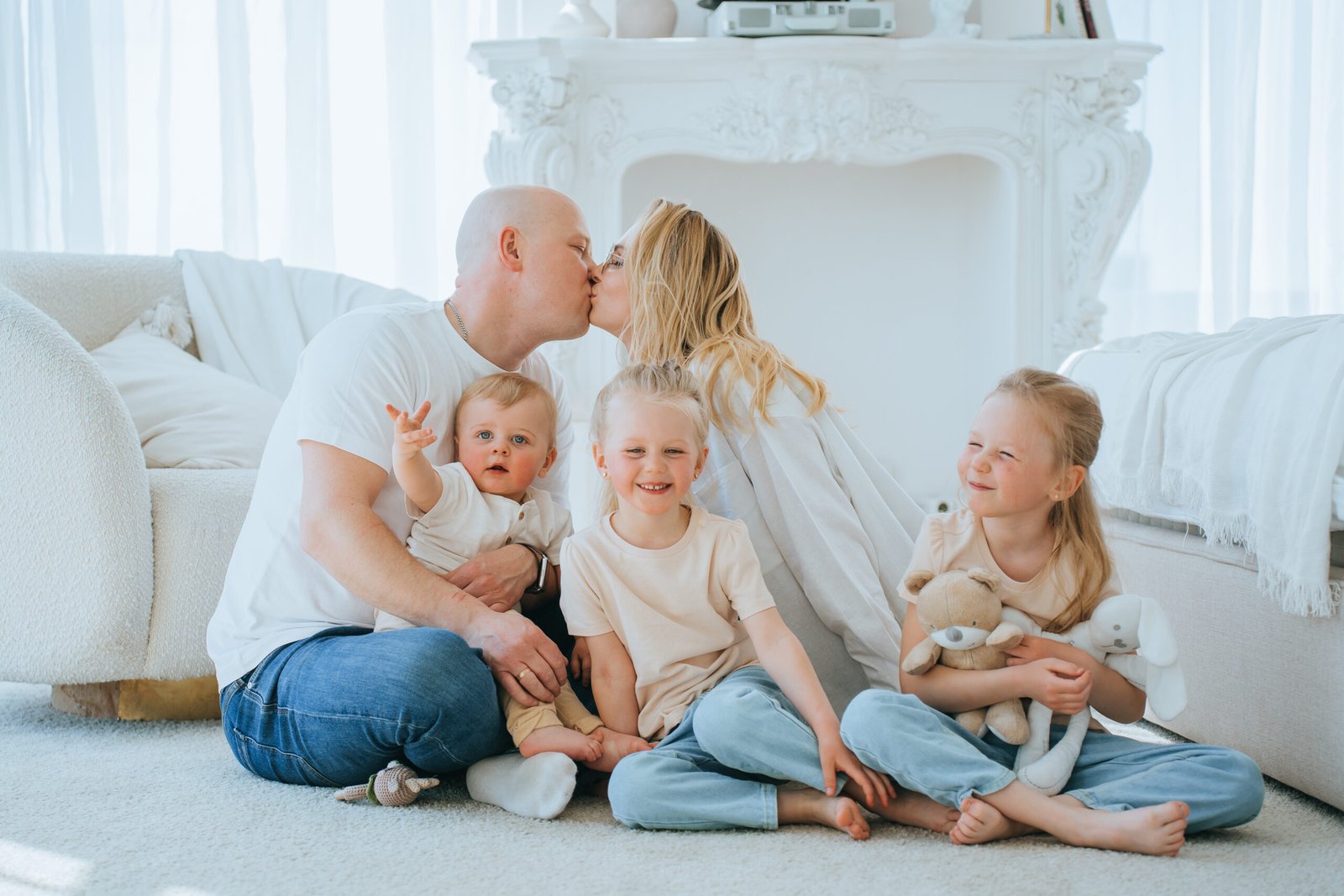 Florida family with young children protected by life insurance from iInsure